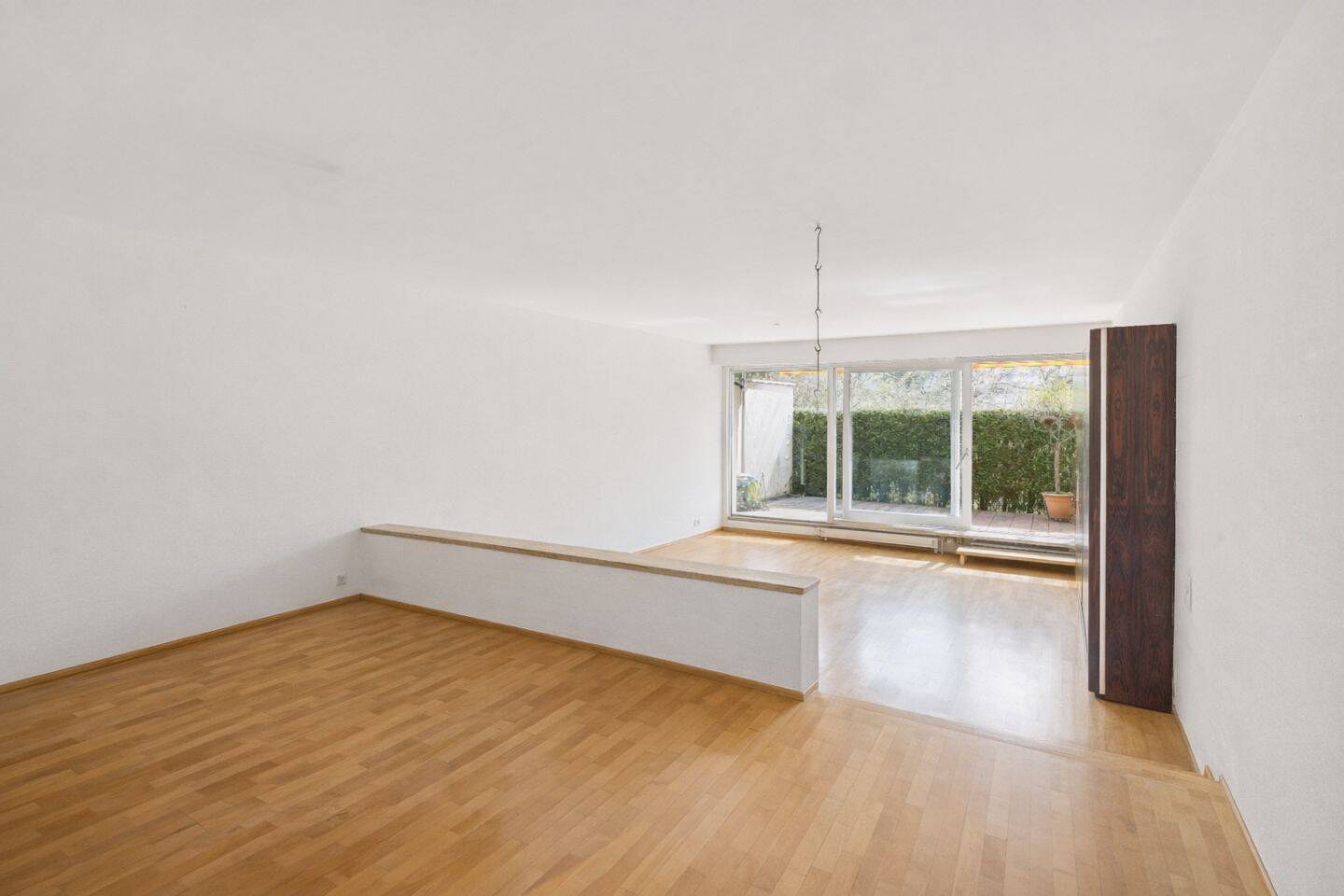 *SOFORT BEZUGSFREI* – Sehr großzügige 4-Zimmer-Wohnung nur 5 Radminuten vom PEP entfernt, Neuperlach, 81737 München (Ramersdorf-Perlach)