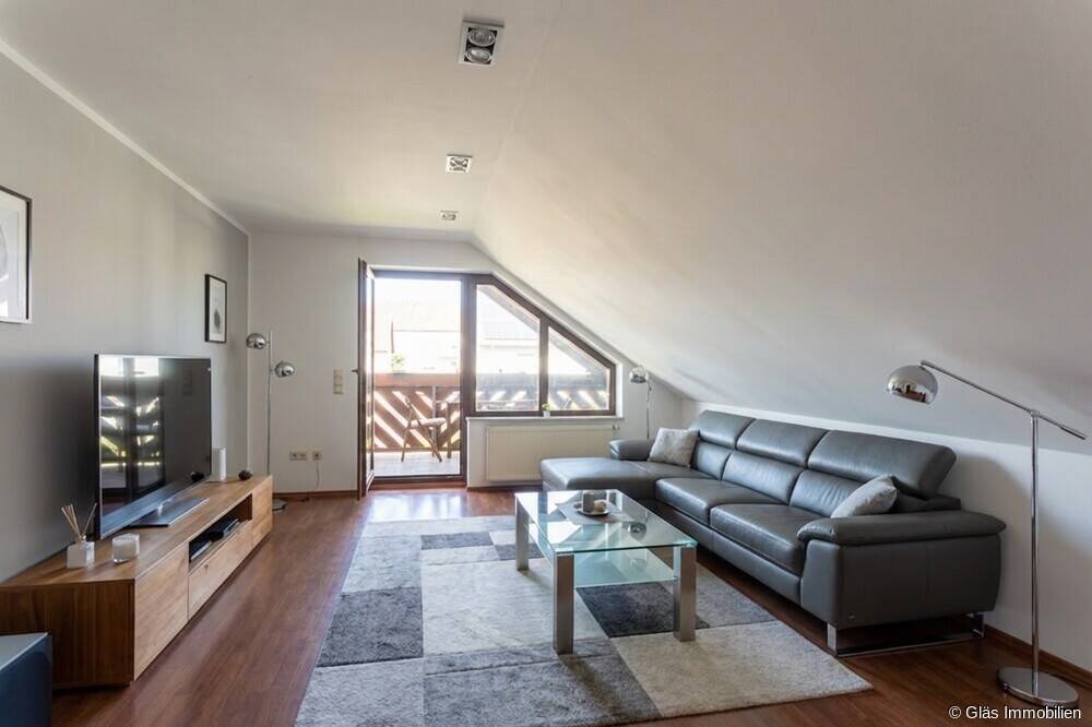 Gemütliche Eigentumswohnung im Dachgeschoss eines gepflegten Mehrparteienhauses in ruhiger Innenstadtlage, 66333 Völklingen