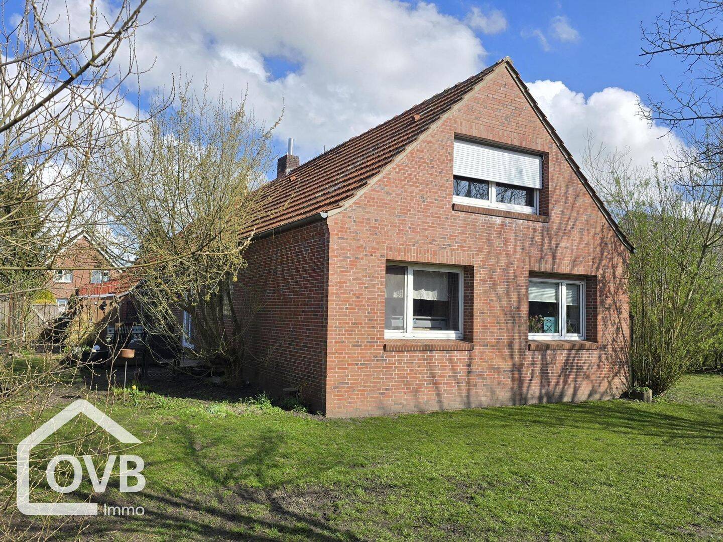 Wohnhaus mit großzügigem Grundstück in Loga, 26789 Leer (Ostfriesland)