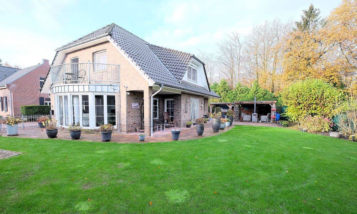 Modernes Einfamilienhaus mit Solartechnik und viel Privatsphäre, 47559 Kranenburg