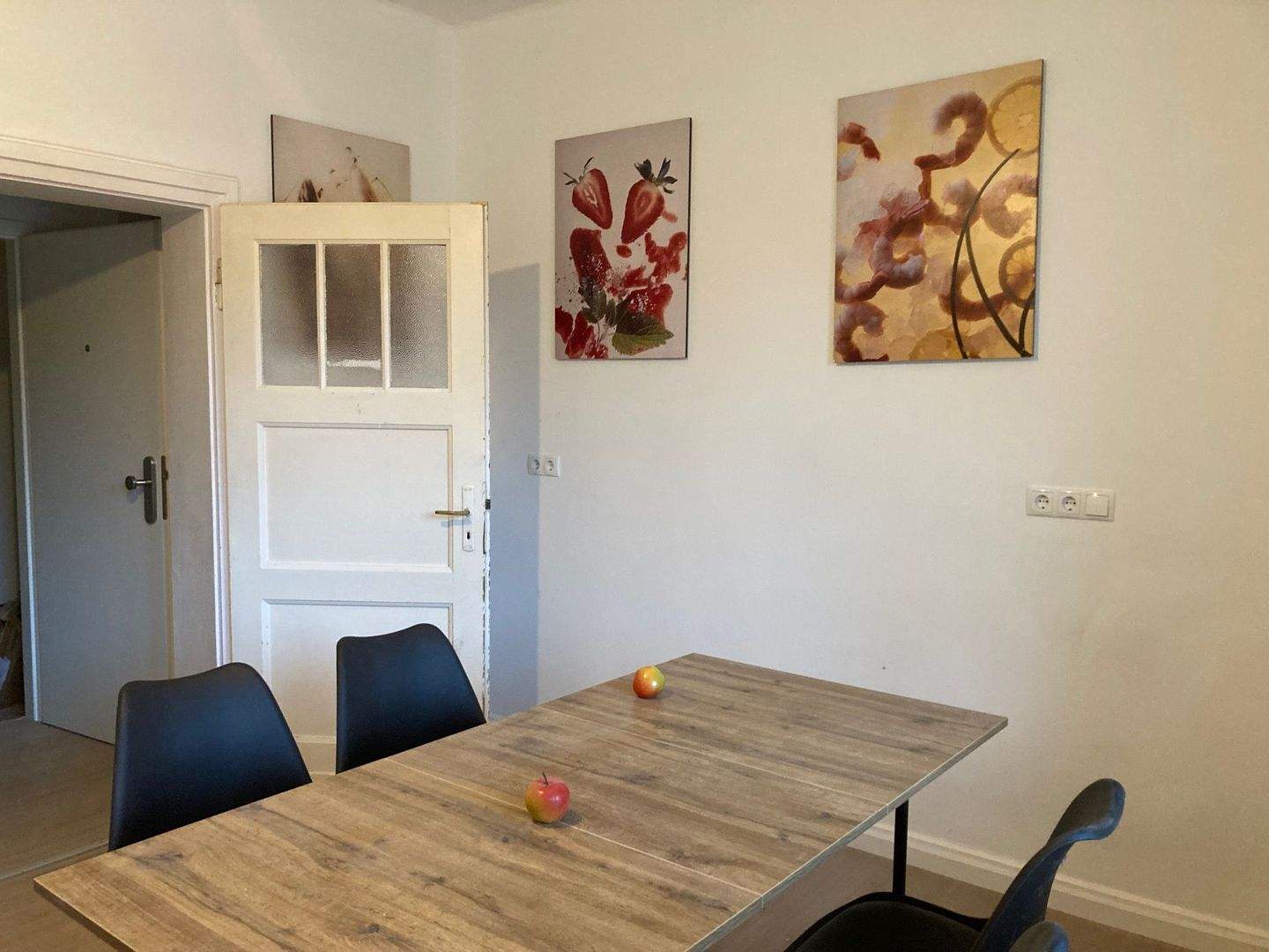 WG-Anteil mit 2 Räumen, 53 qm, Balkon, Bad, 56070 Koblenz