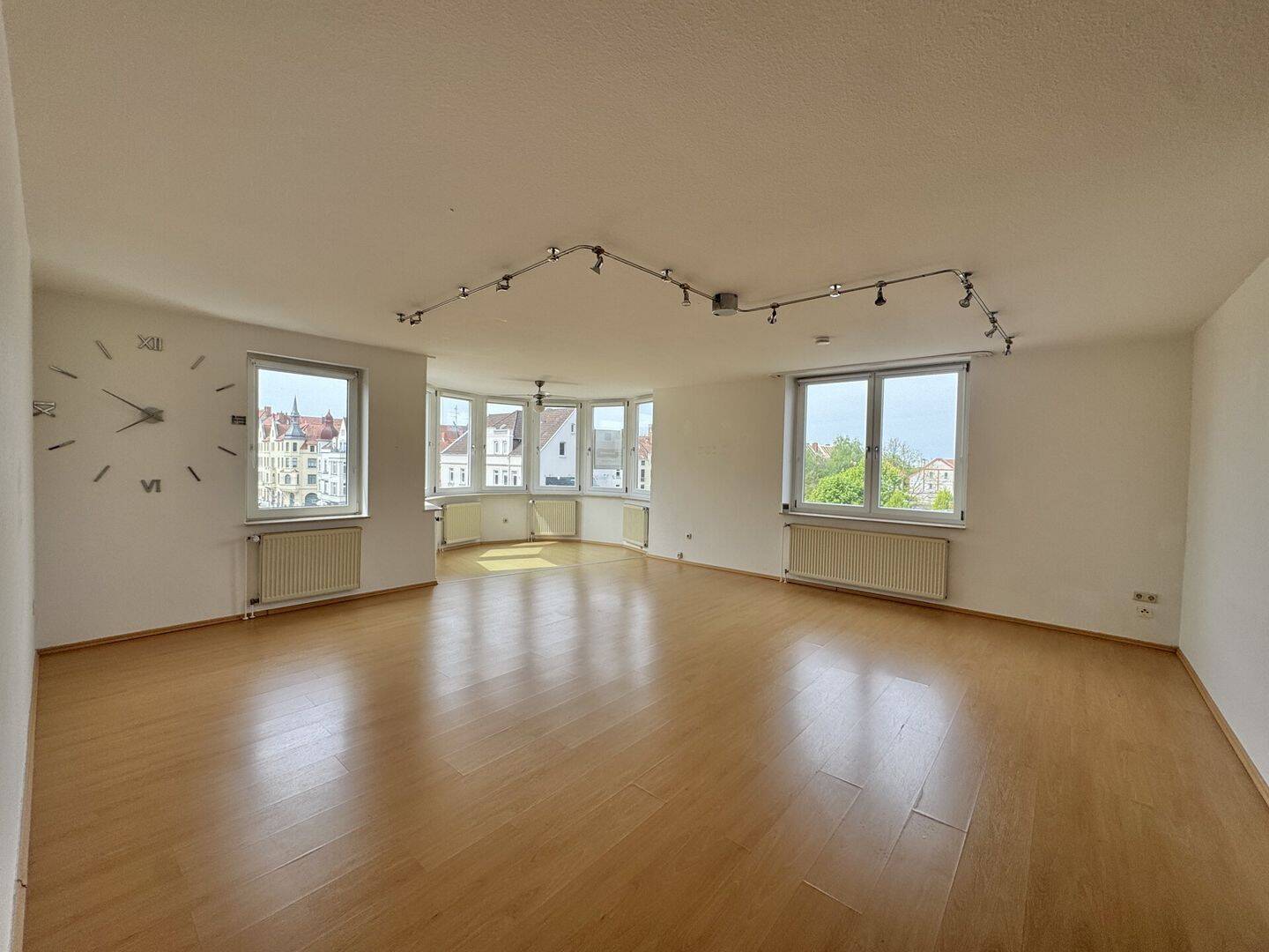 Ihr neues IMMOBILIEN QUARTIER: Altersgerechte Loft-Wohnung mit Fahrstuhl & Stellplatz in der List – 30177 Hannover – Vorschaubild 3