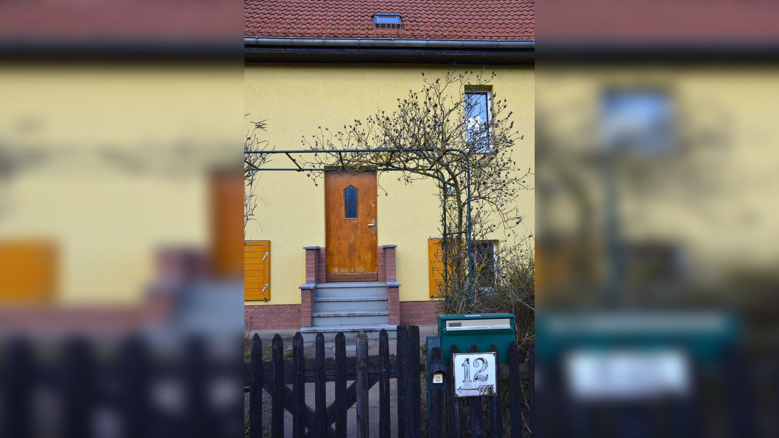 ***Charmante Doppelhaushälfte mit 65 qm Ausbaureserve im Dach und viel Platz für IHRE Kreativität***