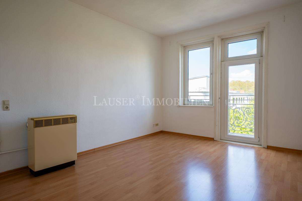 Bezugsfreie Stadtwohnung mit 2 Balkonen in zentraler Lage von Stuttgart-Ost – 70190 Stuttgart – Vorschaubild 3