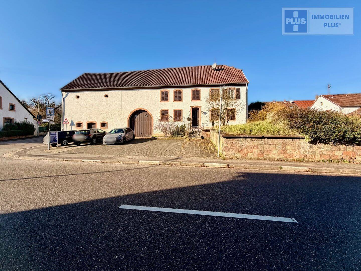 GERSHEIM; FREISTEHENDES WOHNHAUS MIT ANGEBAUTER SCHEUNE UND GROSSEM GRUNDSTÜCK, 66453 Gersheim