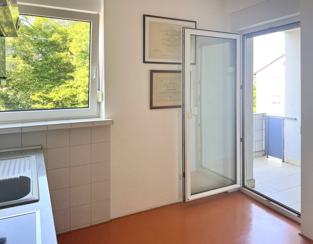 Attraktive 3-Zi.-Whg mit 2 Balkonen in Wiblingen, 89079 Ulm