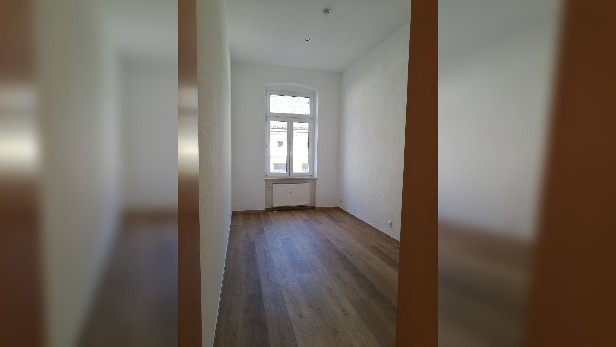 Geräumige und neu sanierte 4-Zimmer Wohnung mit Balkon/ Stadtzentrum, 4720 Döbeln