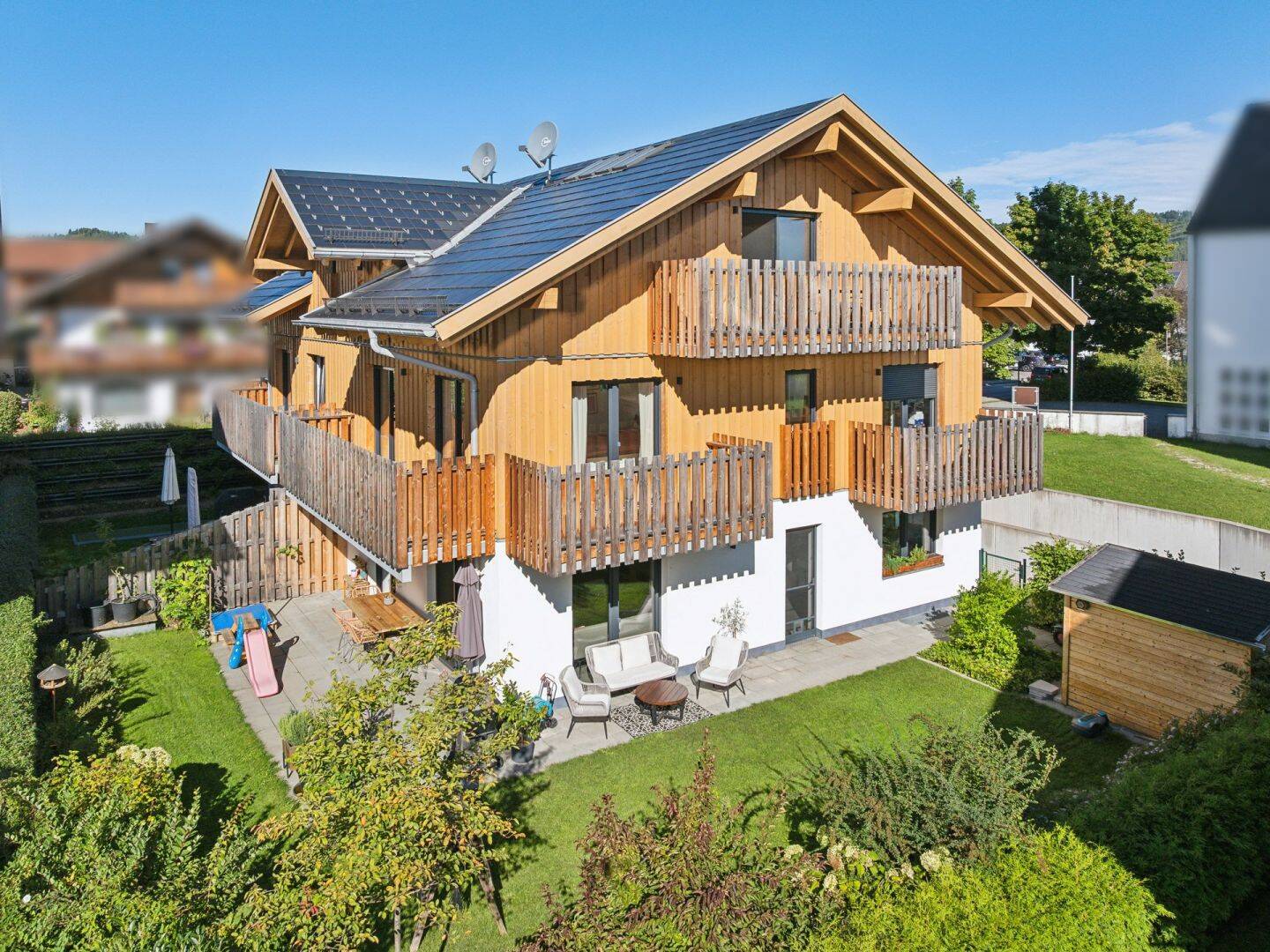 Großweil: Große, moderne Doppelhaushälfte in Dorfmitte, 82439 Großweil