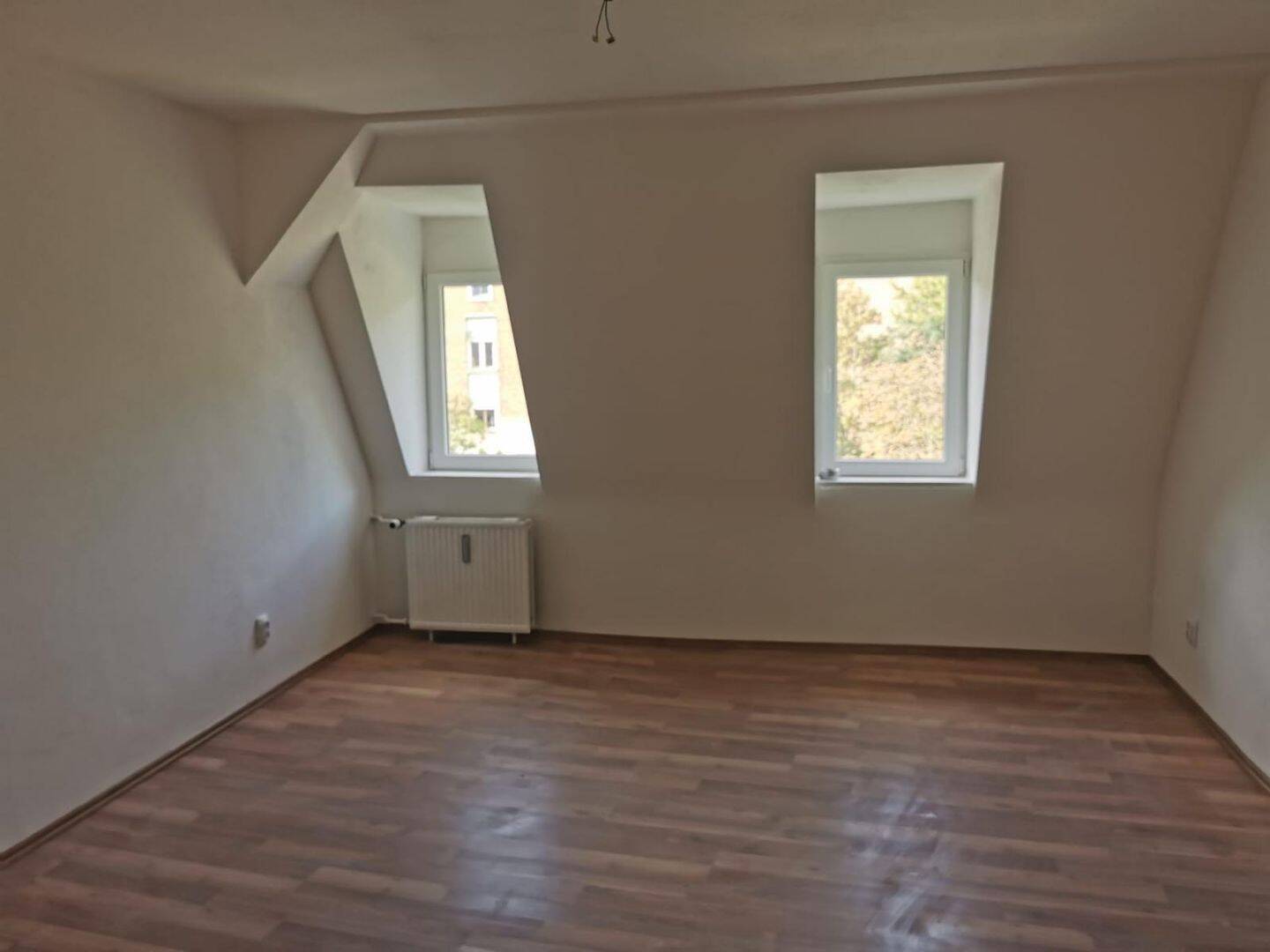 MFH in Gera: 7 Wohnungen | 42.660 € Miete p.a. | Entwicklungspotenzial | 1.087 €/m², 7545 Gera (Bieblach Innenstadt Ostviertel Pforten Untermhaus)