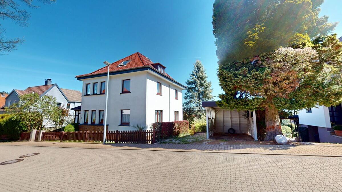 Wunderschönes Ein/- Zweifamilienhaus in 37441 Bad Sachsa, 37441 Bad Sachsa