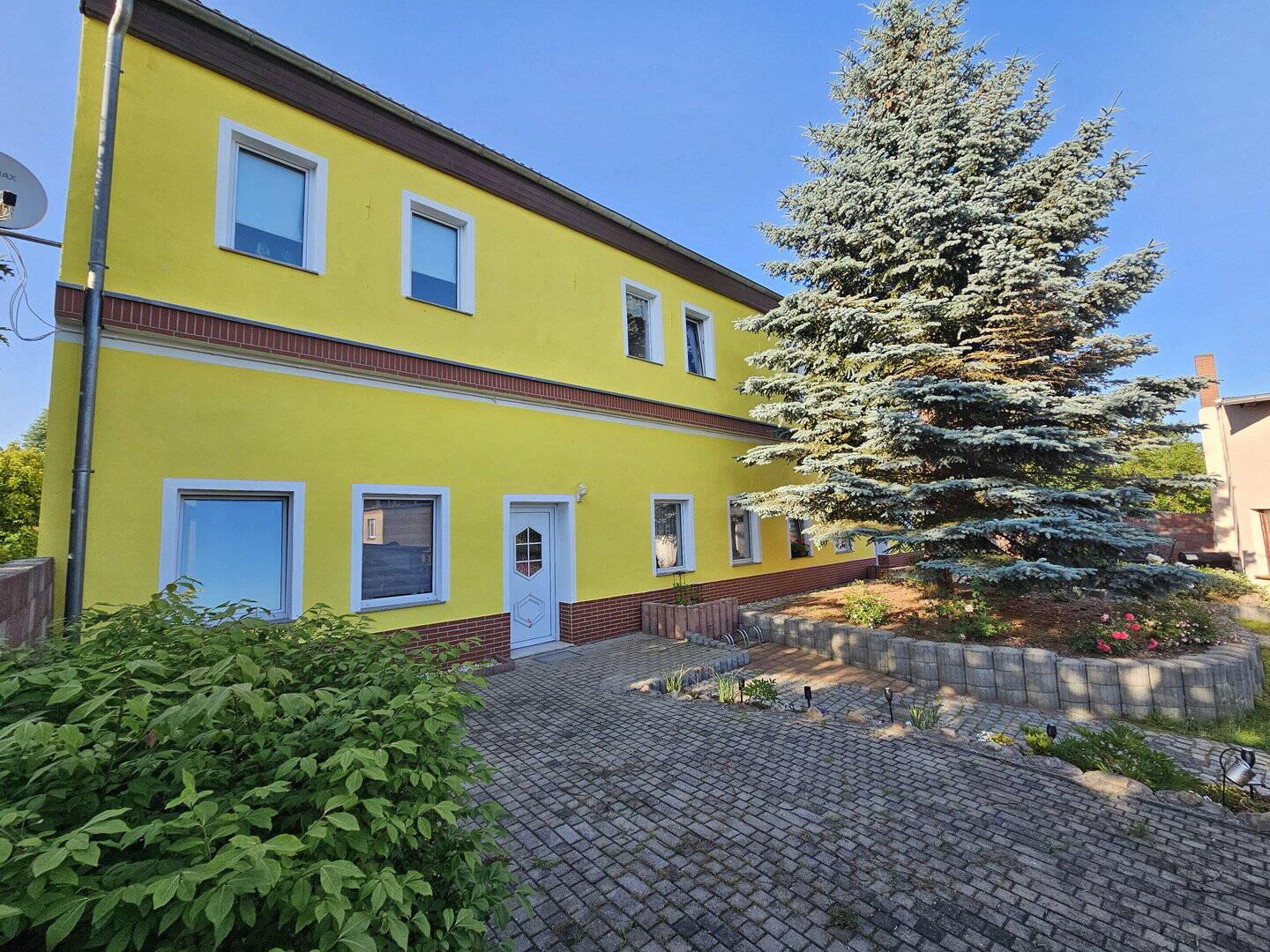 Mehrfamilien Haus vermietet von privat zu verkaufen, 6869 Coswig (Anhalt)