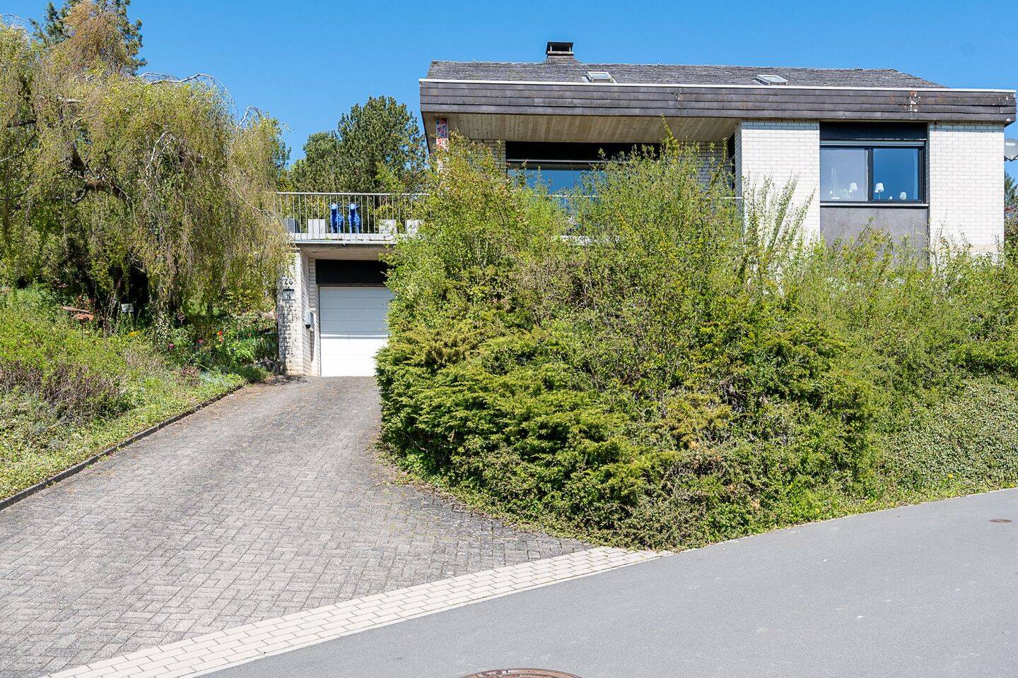NEUER PREIS! Freistehendes Einfamilienhaus + Nachbargrundstück in Schönecken – ruhige Lage, 54614 Schönecken