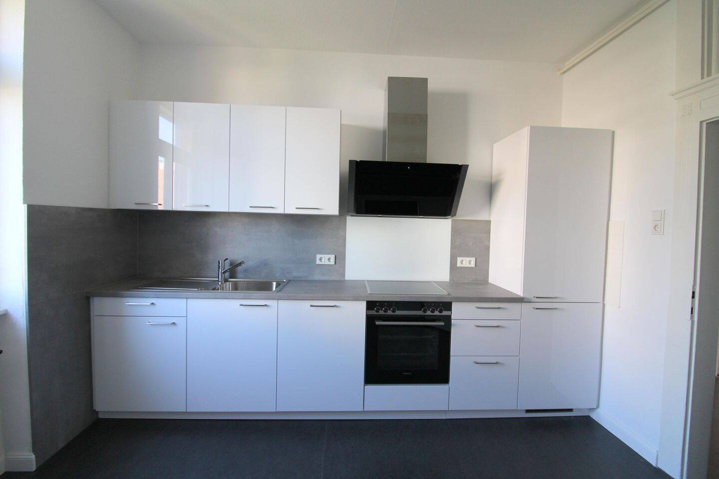 Kaiserslautern – Nähe Waldschlösschen – attraktive Altbauwohnung mit großem Balkon, 67663 Kaiserslautern (Innenstadt)