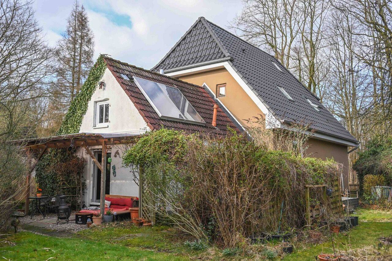 Attraktives Einfamilienhaus in zentraler Lage mit charmantem Garten in Bremervörde, 27432 Bremervörde
