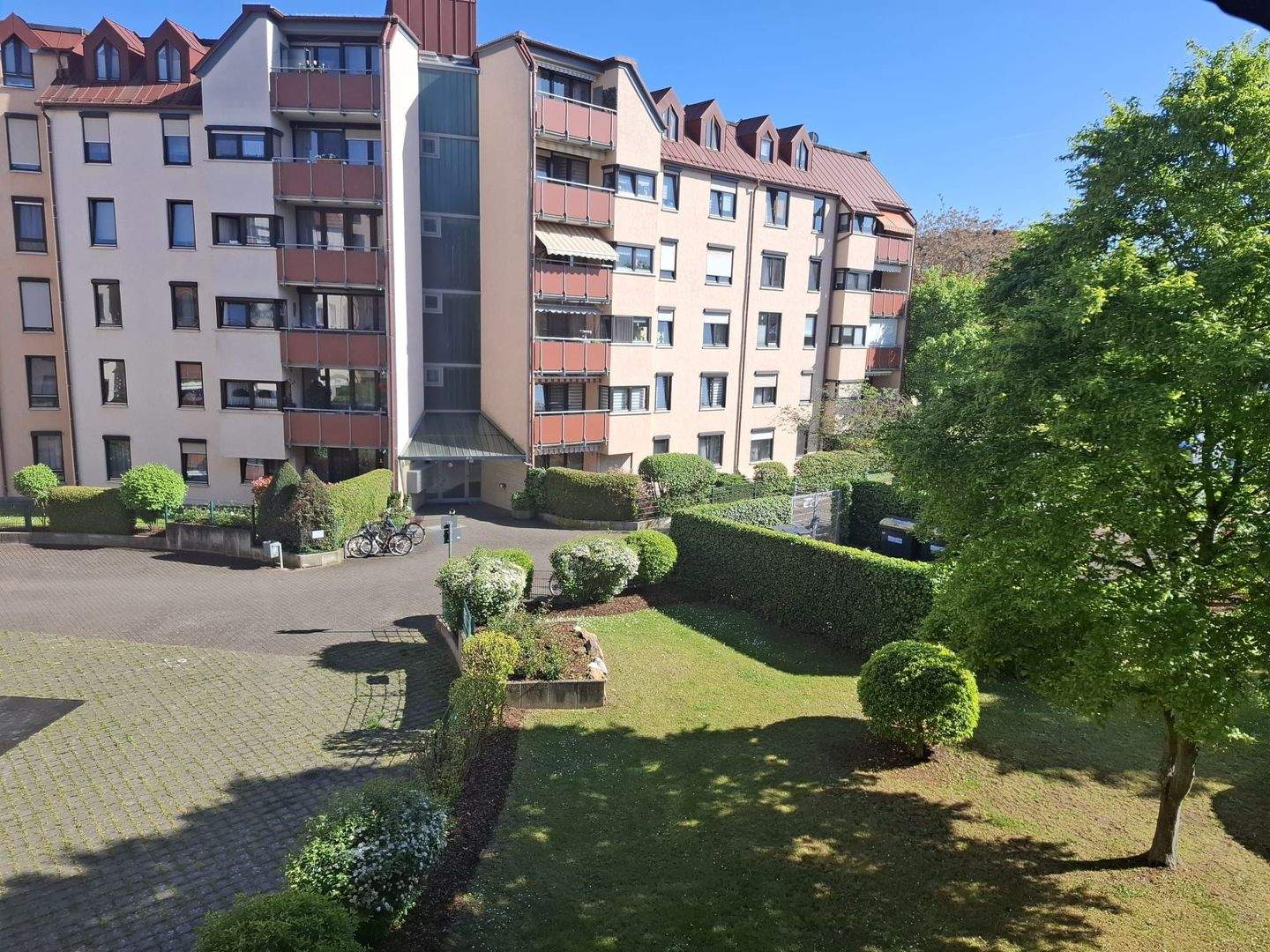 **Schöne große Dreiraumwohnung mit Balkon und Einbauküche in guter Lage, KAUFEN statt mieten!!***, 67227 Frankenthal (Pfalz)