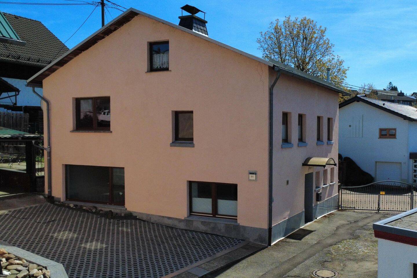 Charmantes Zuhause mit viel Platz und modernisiertem Zustand, 56581 Ehlscheid