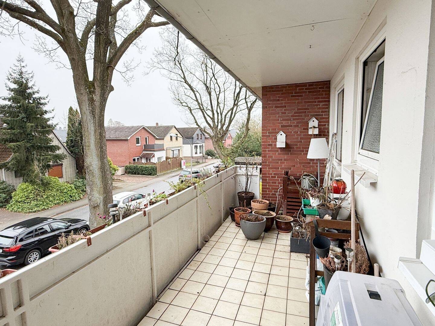 Vermietete 2,5 Zimmer-Wohnung mit Loggia und Garage, 25436 Groß Nordende