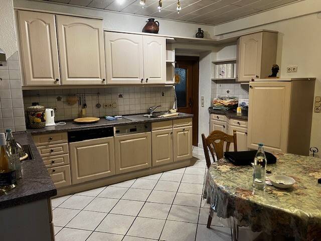 Ehemaliges Winzerhaus mit Fremdenzimmer, 54487 Wintrich