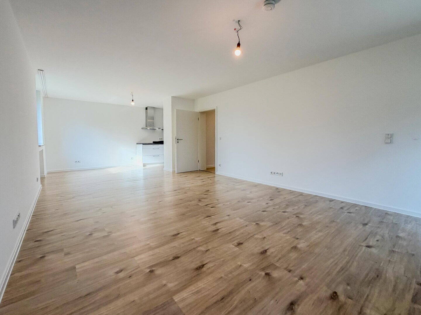 Moderne und barrierefreie 3-Zimmer-Wohnung mit Einbauküche und Balkon in Kempen, 47906 Kempen
