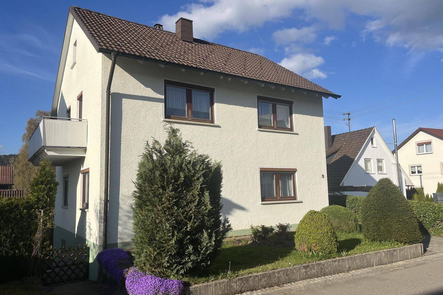 Wohnhaus mit schönem Garten in Gosheim, 78559 Gosheim