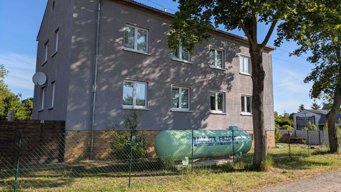 Ruhig gelegenes, sehr gepflegtes Mehrfamilienhaus mit vier schönen Wohneinheiten in der Nähe von Bahnhof u, 15328 Küstriner Vorland