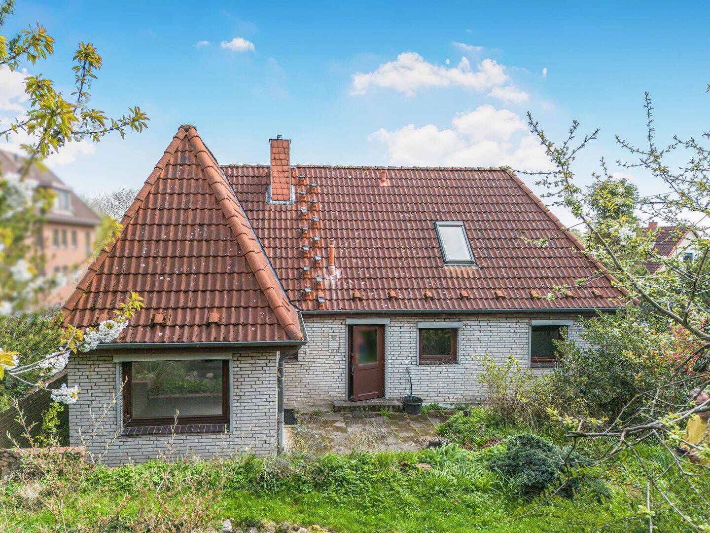 Großzügiges Grundstück in attraktiver Lage von Kiel-Holtenau mit sanierungsbedürftigen Altbestand, 24159 Kiel (Friedrichsort Holtenau Pries Schilksee Wik)