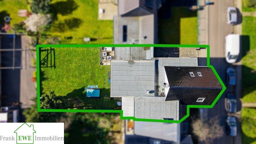 Objekt-Nr. 445, 40599 Düsseldorf Hassels Zweifamilienhaus mit Garage Platz für die ganze Familie!, 40599 Düsseldorf (Benrath Hassels Holthausen Reisholz)