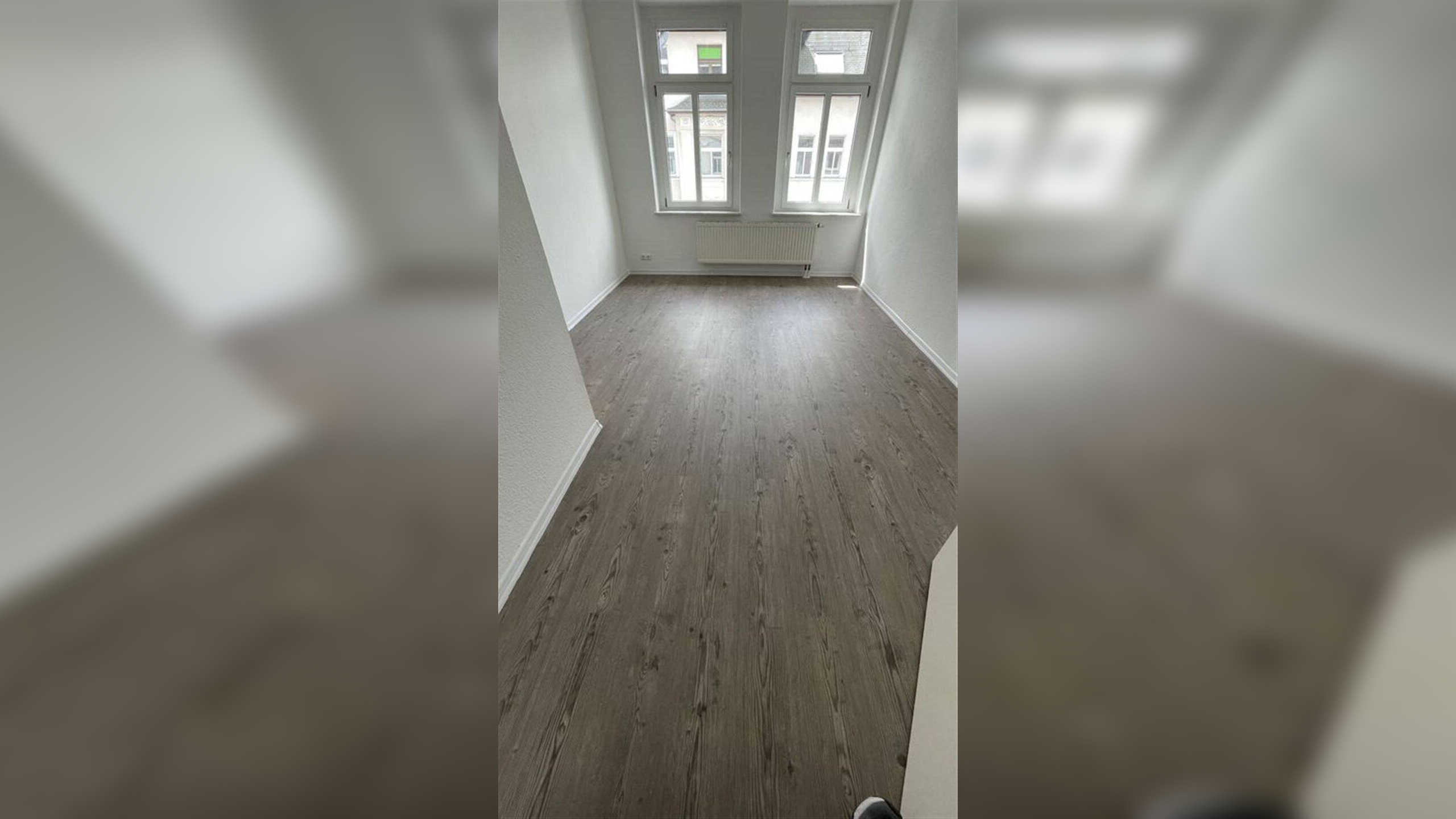 Moderne Wohnung mit Balkon & EBK :) – Chemnitz – Vorschaubild 4