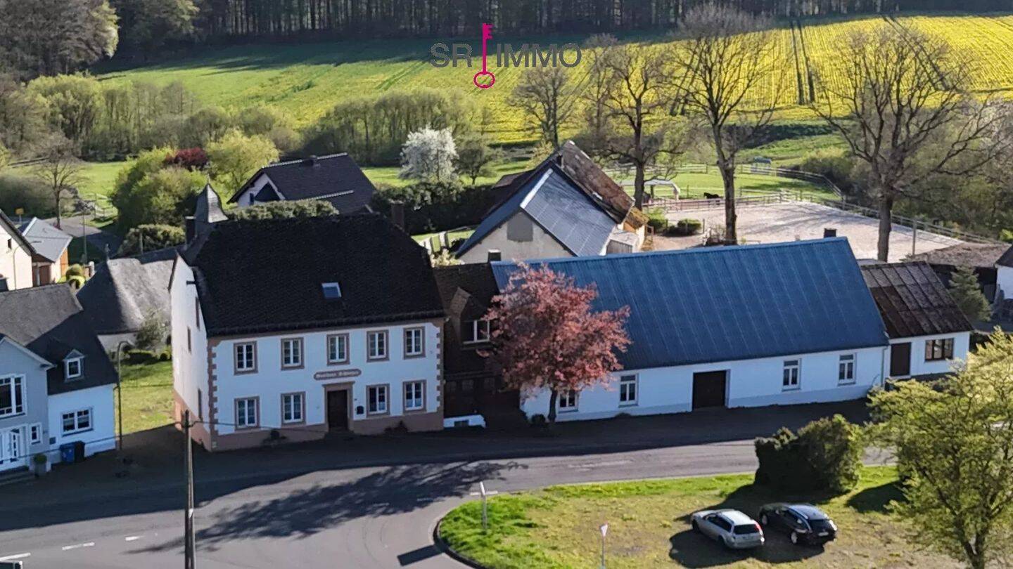 Ehemaliges Gasthaus mit großem Saal mit vielfältigen Nutzungsmöglichkeiten, 54619 Üttfeld