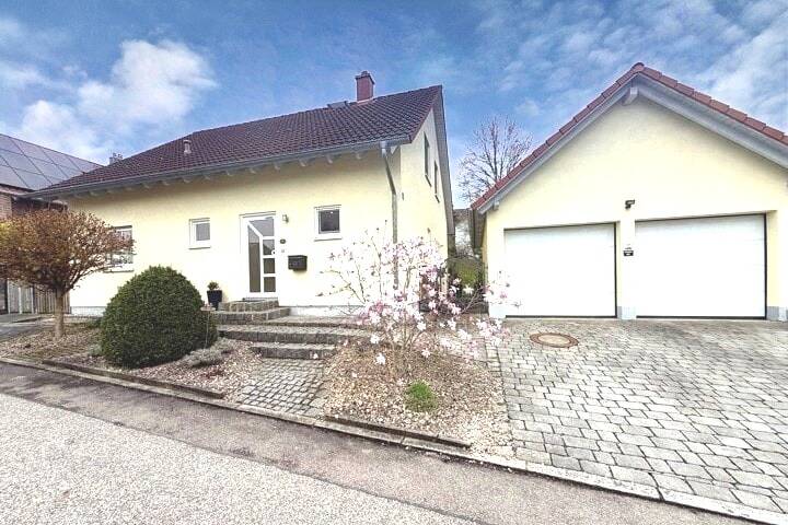 Modernes Wohnen trifft maximale Effizienz, 84171 Baierbach