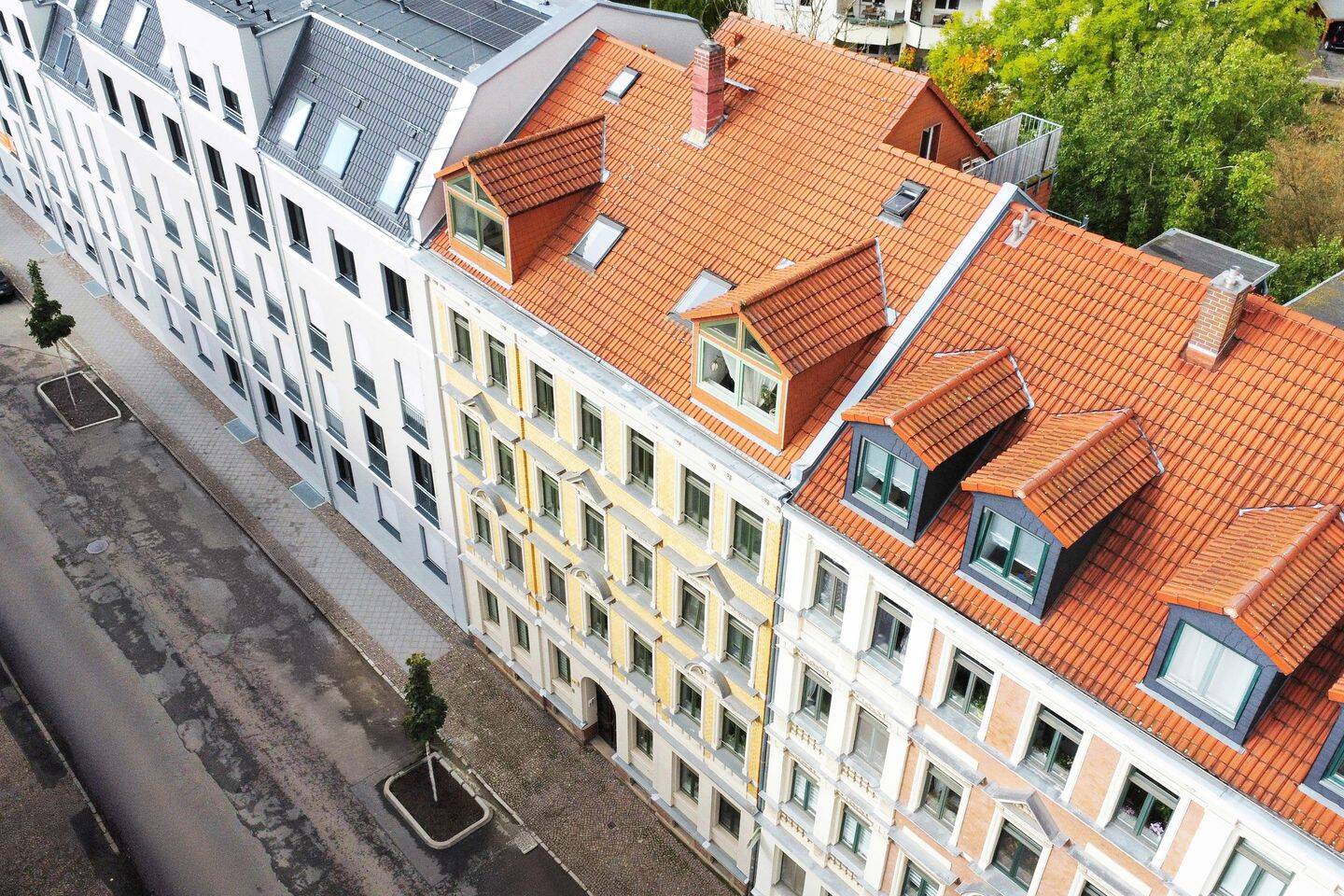 BESTANDSINVESTMENT IN GEFRAGTER LAGE | Solide vermietete 2-Raum-Wohnung mit Balkon – Leipzig – Vorschaubild 3