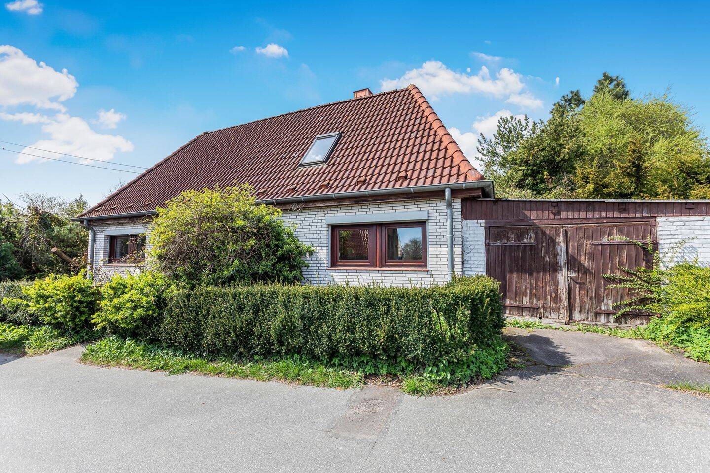 Großzügiges Grundstück in attraktiver Lage von Kiel-Holtenau mit sanierungsbedürftigen Altbestand, 24159 Kiel (Friedrichsort Holtenau Pries Schilksee Wik)