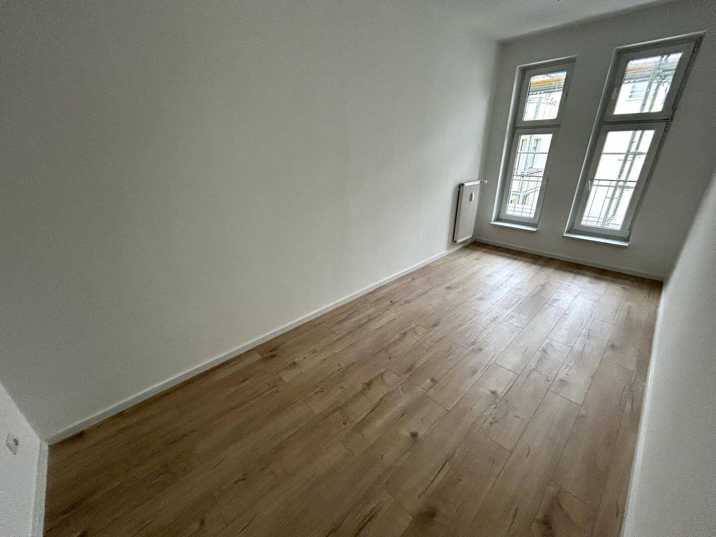 Großzügige Altbauwohnung in der Hegelstraße ! – Magdeburg – Vorschaubild 3