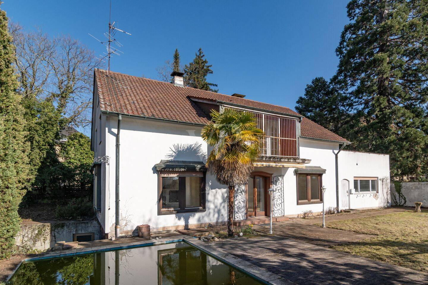 Ruhig gelegenes Villengrundstück in Bestlage mit unverbaubarem Blick über Neustadt, 67433 Neustadt an der Weinstraße (Haardt Lachen-Speyerdorf Neustadt-Stadt)