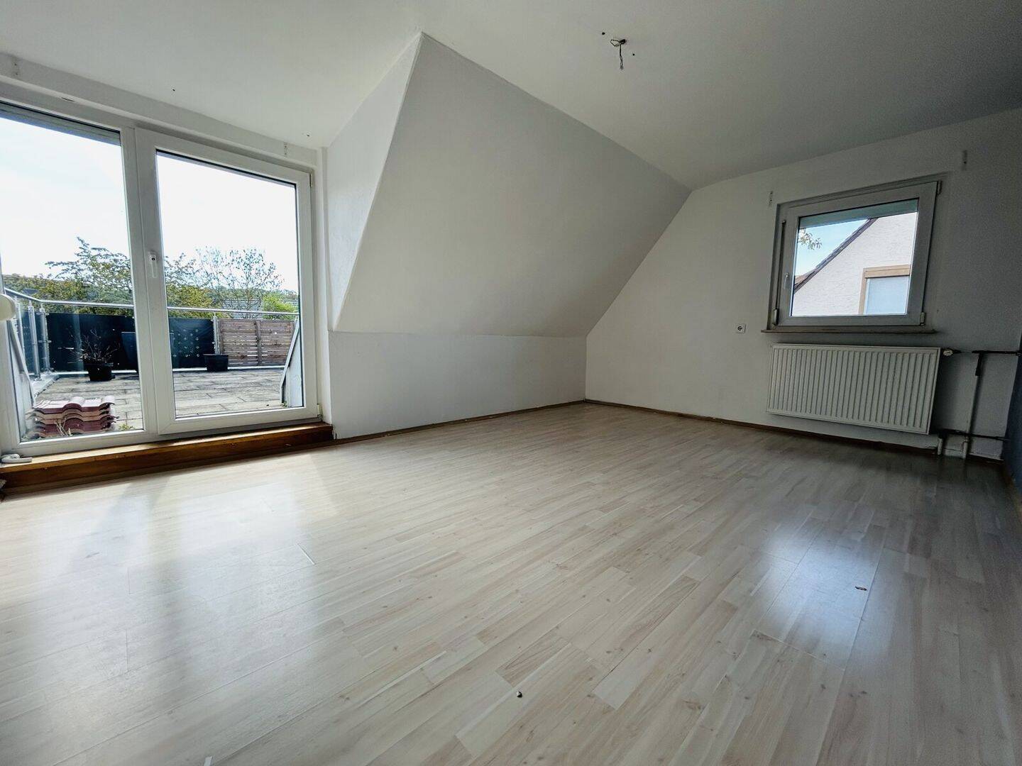 Gepflegtes Einfamilienhaus mit schönem Garten, 74589 Satteldorf