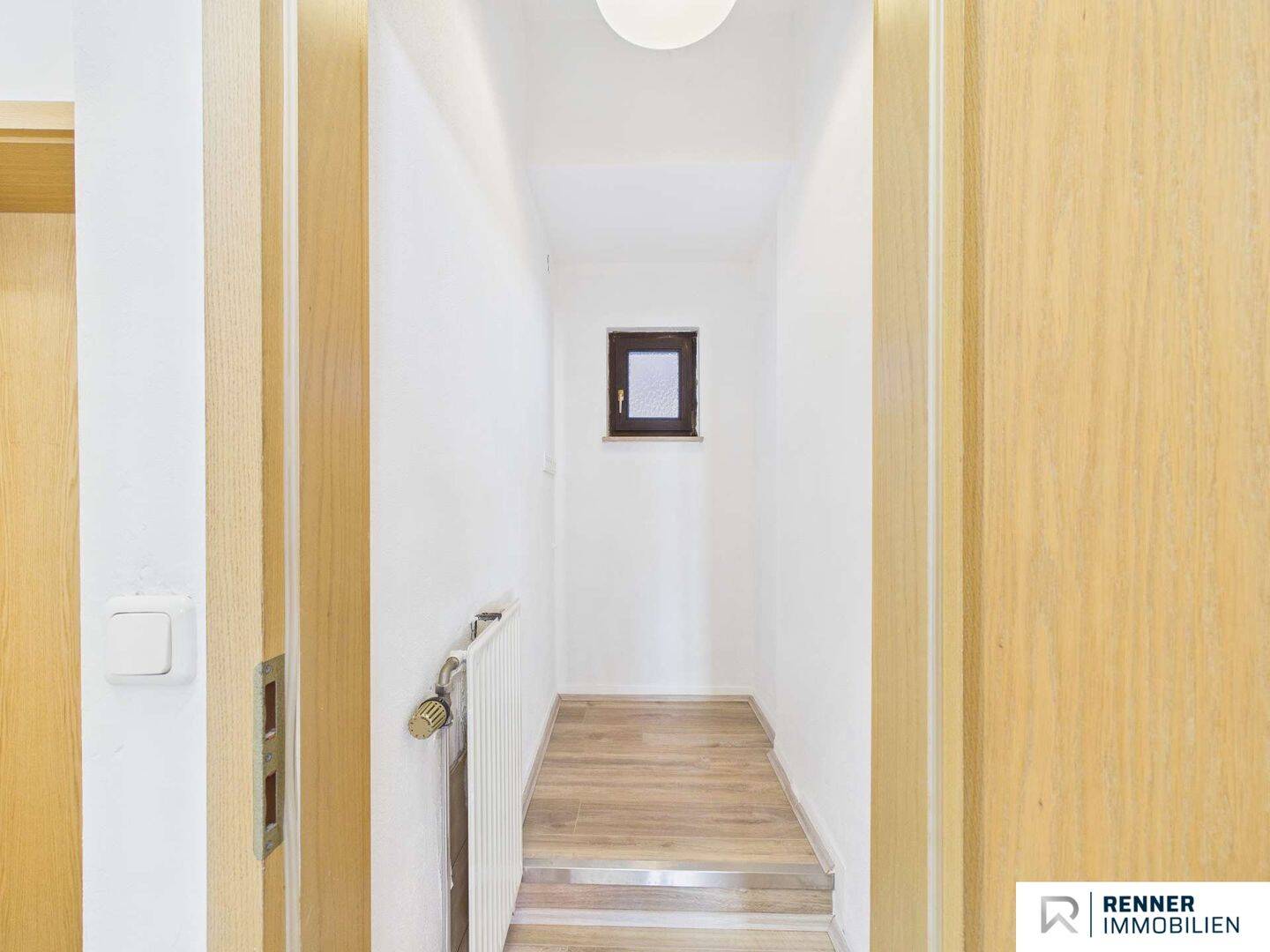 Ein Juwel der Altstadt – traumhafte 2 Zimmer Wohnung mit großer Dachterrasse – Altdorf bei Nürnberg, 90518 Altdorf b. Nürnberg