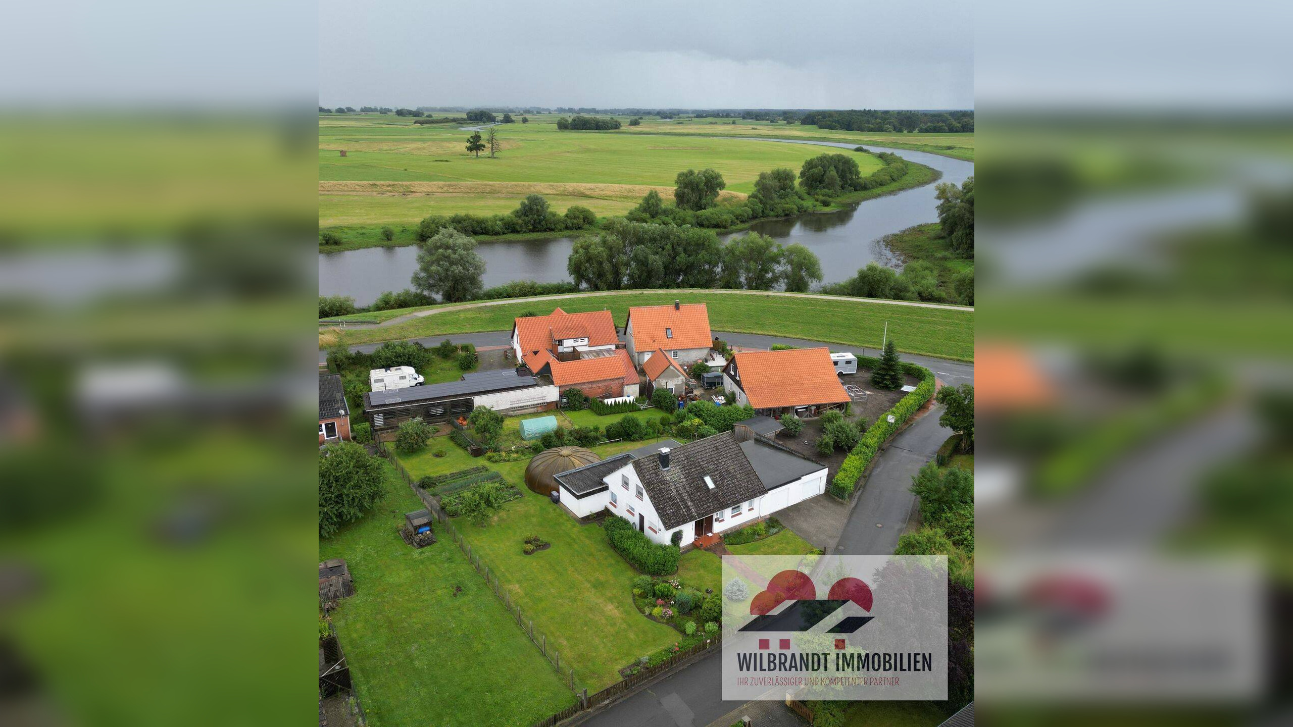Attraktiv für Selbstnutzer und Anleger – Haus mit Nebengebäuden in Schnackenburg, 29493 Schnackenburg