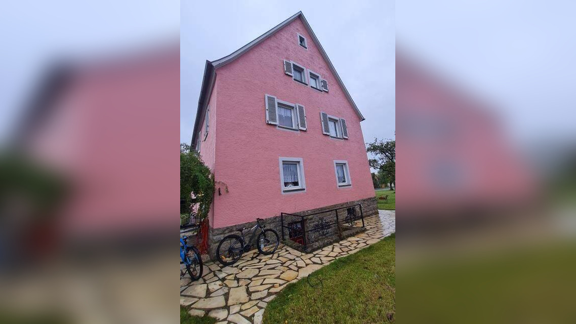 Mehrfamilienhaus mit Garage und viel Grünfläche zu verkaufen!, 91620 Ohrenbach