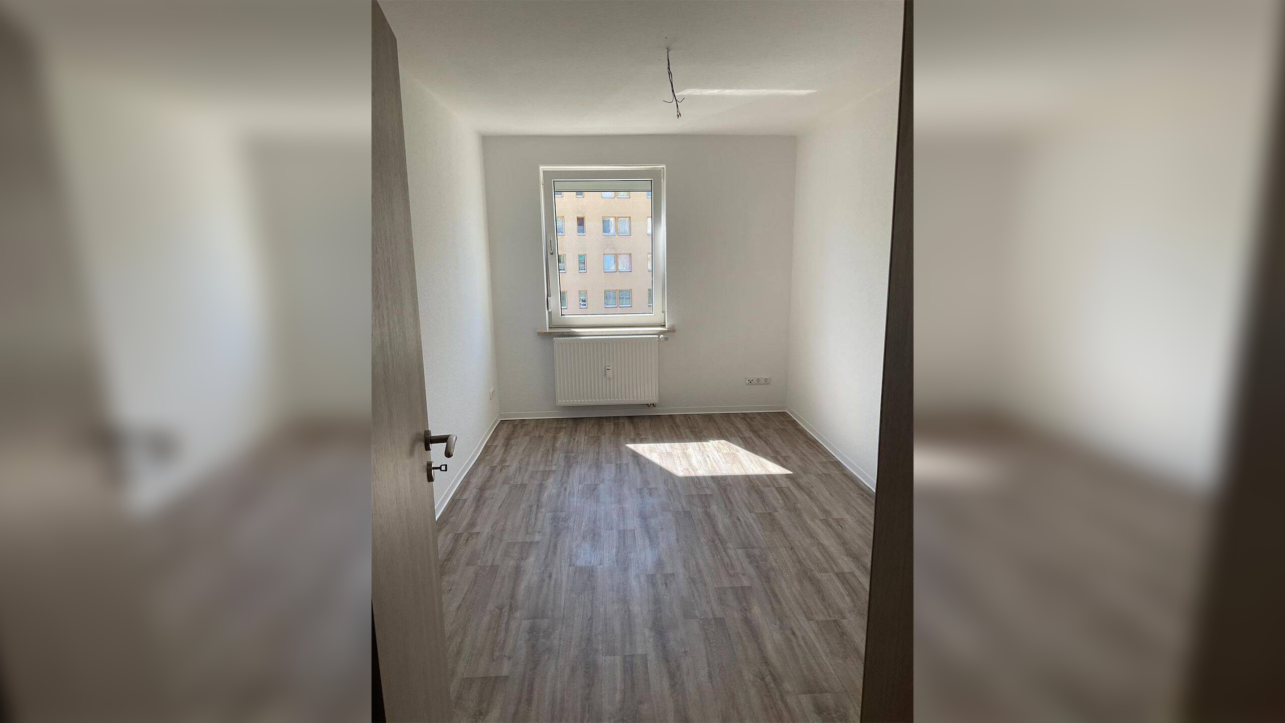4-Raum-Wohnung mit Tageslichtbad und Stellplatz, 4626 Schmölln