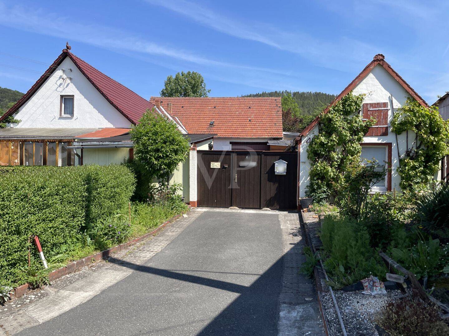 Ihr Rückzugsort im Grünen – EFH mit Nebengelass und viel Raum für Ideen, 7751 Jena