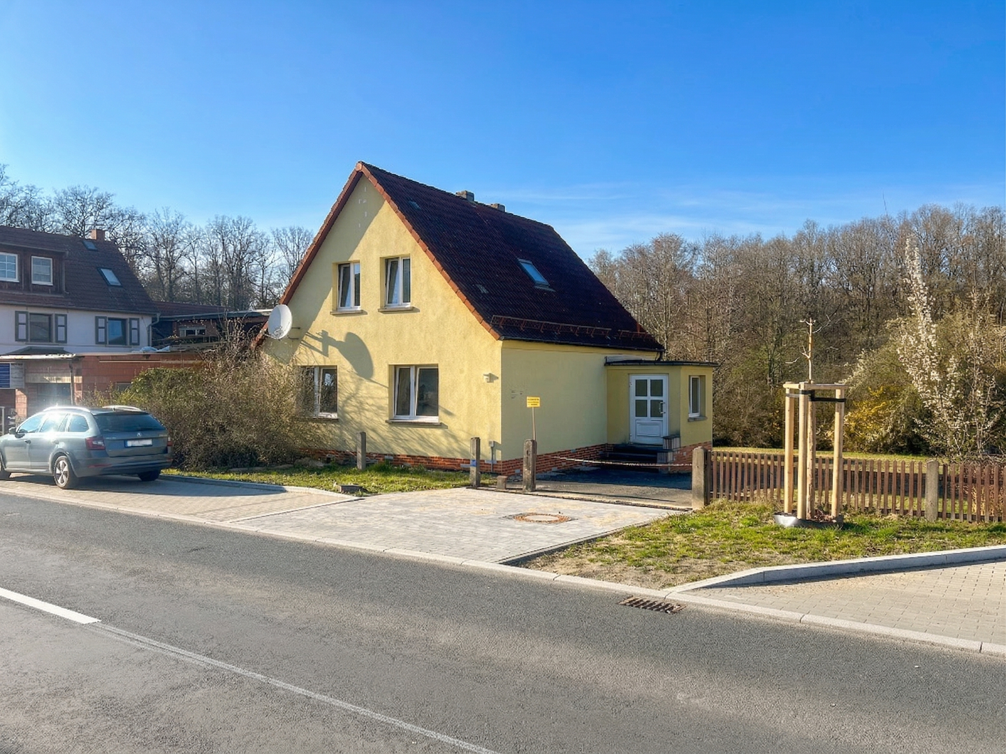 Sanierungsbedüftiges Einfamilienhaus auf traumhaftem Sonnengrundstück, 7646 Stadtroda (Quirla)