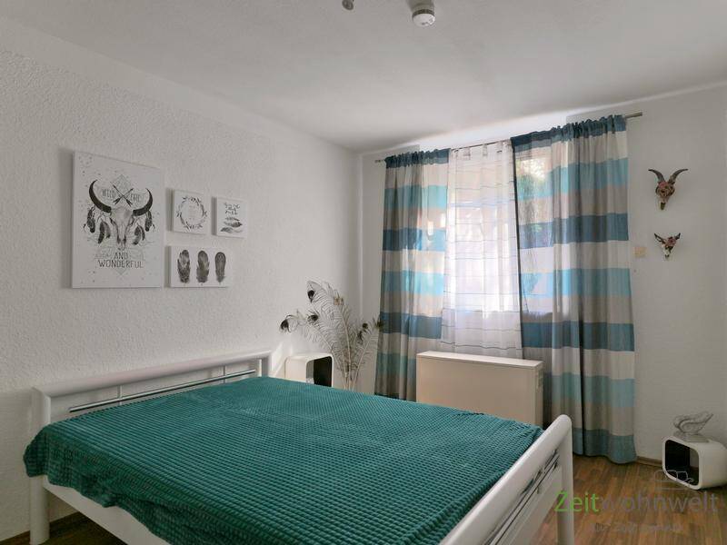 (EF1381_M) Erfurt: Krämpfervorstadt, geschmackvoll möblierte Wohnung mit uneinsehbarer Terrasse, Service inklusive – 99085 Erfurt – Vorschaubild 4