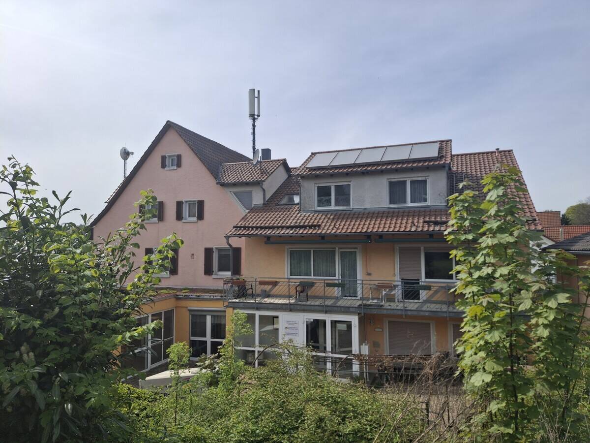 Flexibel nutzbares Anwesen in Schwanheim, 69436 Schönbrunn