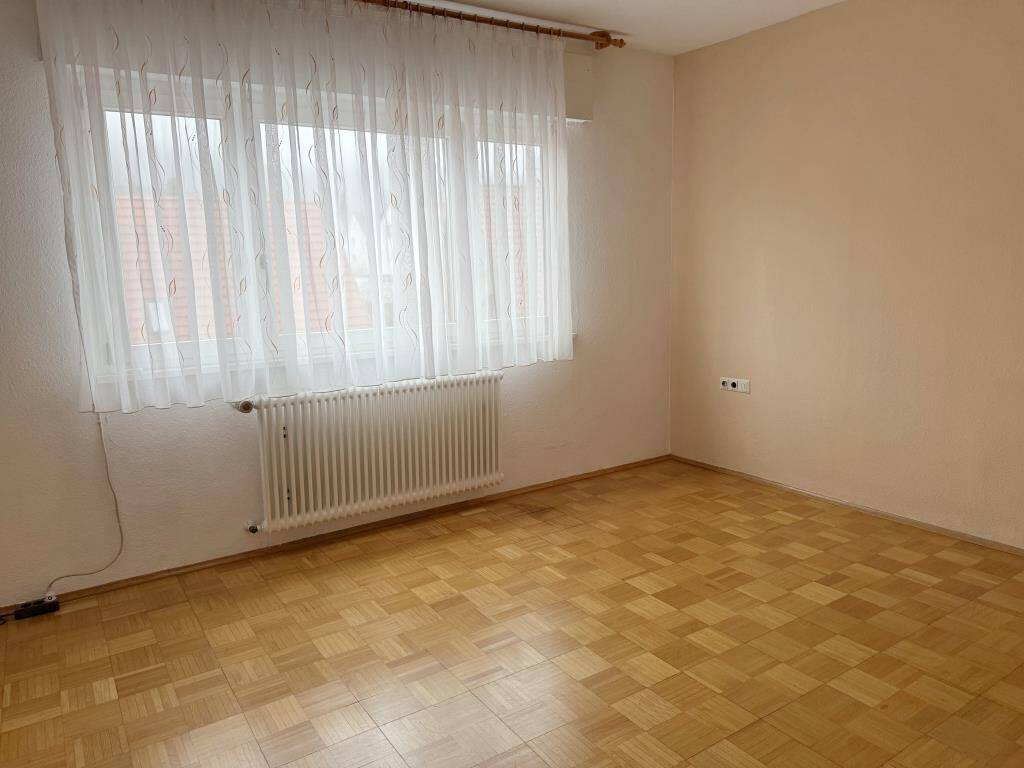 Gemütliche 4,5 – Zimmer – Wohnung mit Balkon in Albstadt-Truchtelfingen, 72461 Albstadt