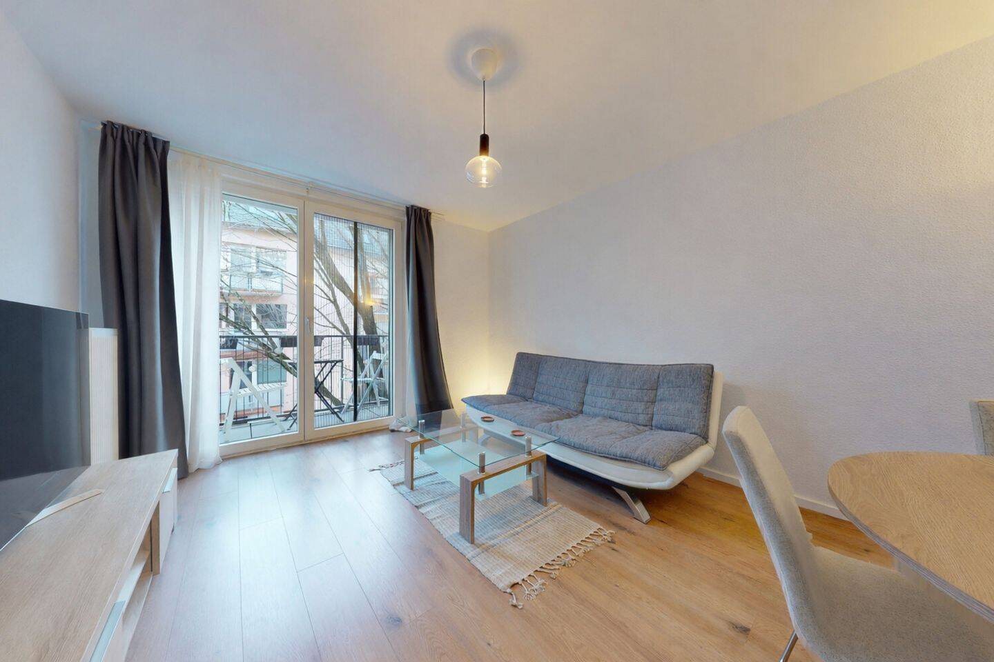 Helle Zwei-Zimmer-Wohnung fußläufig zur EZB, 60314 Frankfurt am Main (Fechenheim Ostend)