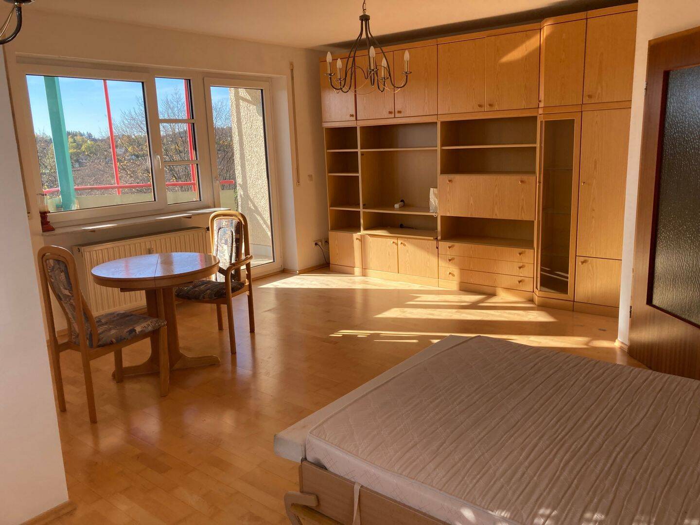 Möbliertes Appartement mit Südbalkon & TG -ruhige Lage ab 01.07.2026 zu vermieten., 95030 Hof (Epplas Innenstadt Osseck Unterkotzau Wölbattendorf)