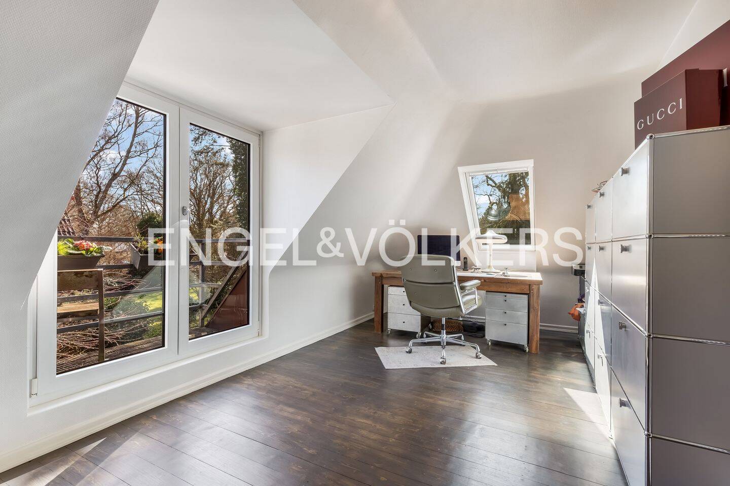 Wenn Träume wahr werden: Haus mit Garten, fußläufig zum Volksdorfer Kern! – 22359 Hamburg – Vorschaubild 4