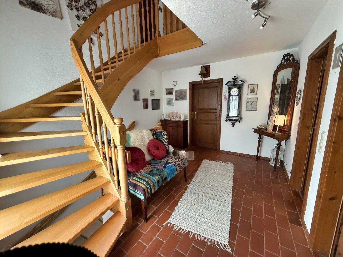 Wohnen im Grünen: Großzügiges Einfamilienhaus in Hamburg Lemsahl-Mellingstedt – 22397 Hamburg – Vorschaubild 3