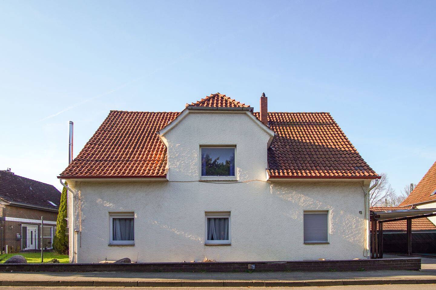 Ein- bis Zweifamilienhaus mit Wintergarten, großem Grundstück und vielseitigen Nutzungsmöglichkeiten, 32584 Löhne
