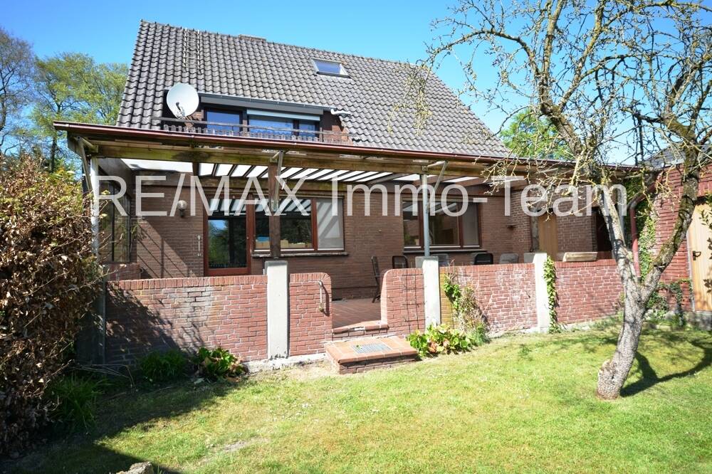 * Gute Raumaufteilung, großer Keller *, 26903 Surwold